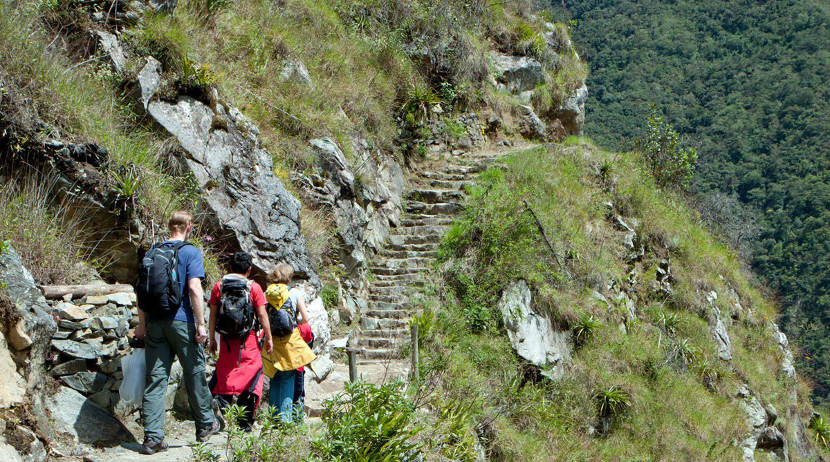 Short Inca Trail to Machu Picchu 2 Days / 1 Night